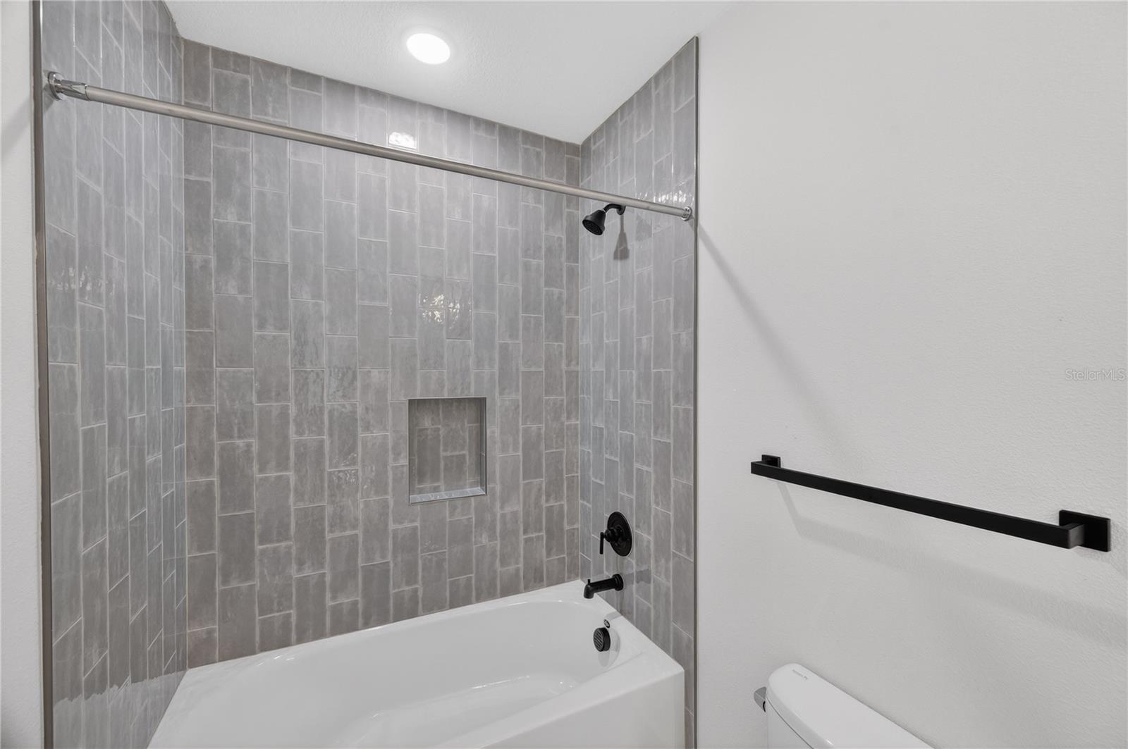 Image 50 of 72 For 4181 56th Avenue N