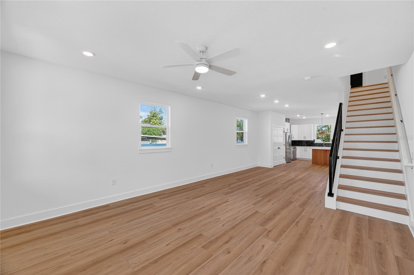 Image 8 of 72 For 4181 56th Avenue N