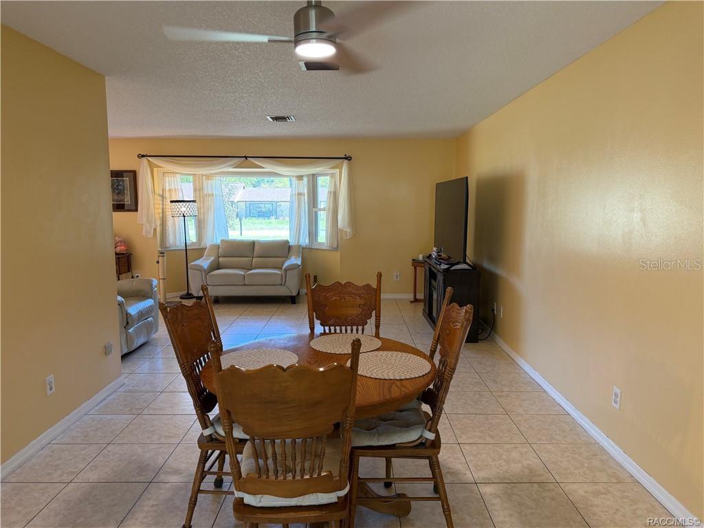 Image 13 of 70 For 7533 Applewood Drive