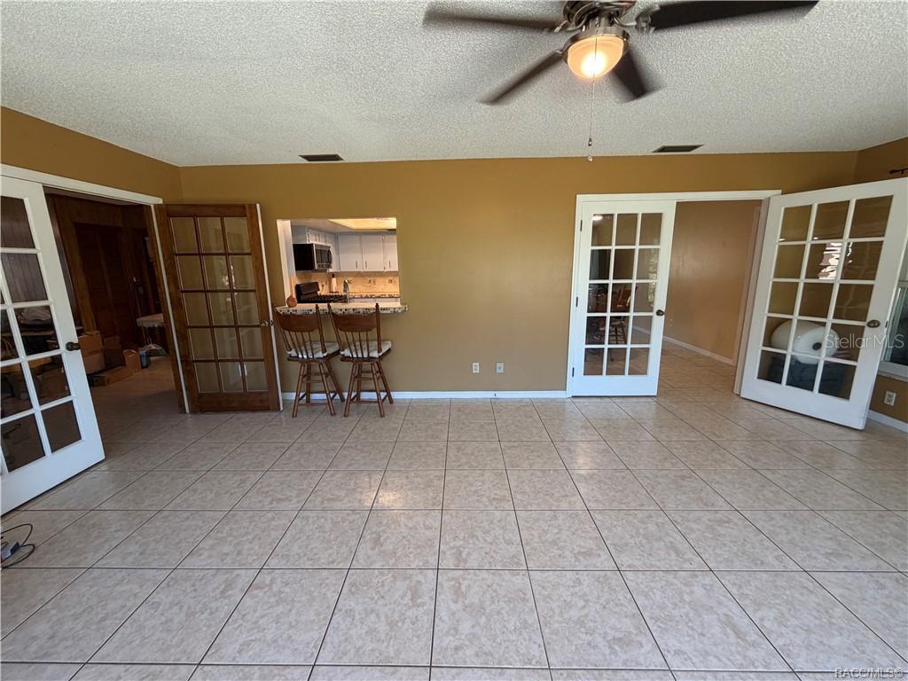 Image 18 of 70 For 7533 Applewood Drive
