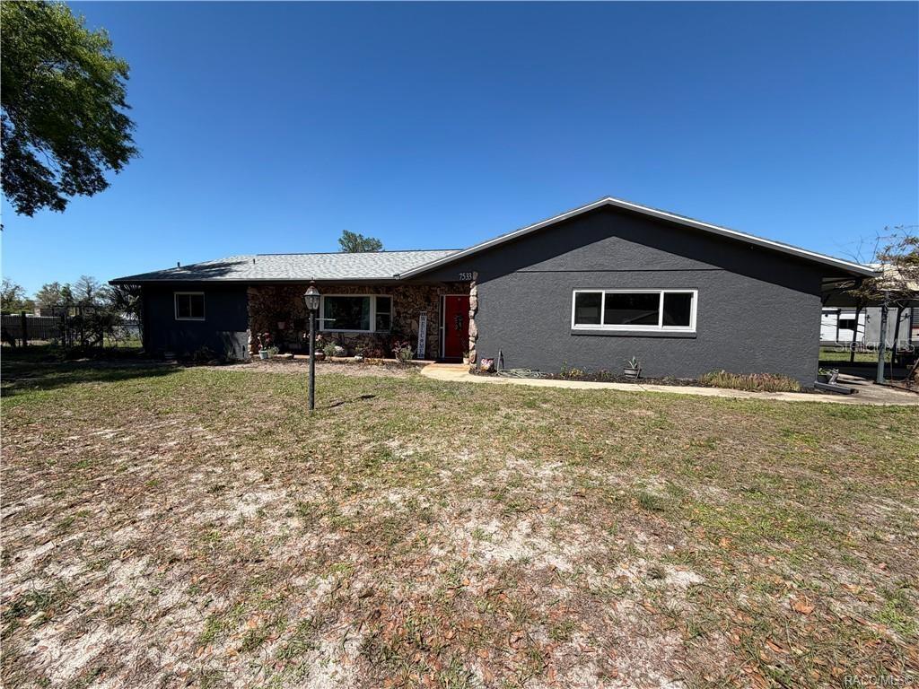 Image 3 of 70 For 7533 Applewood Drive