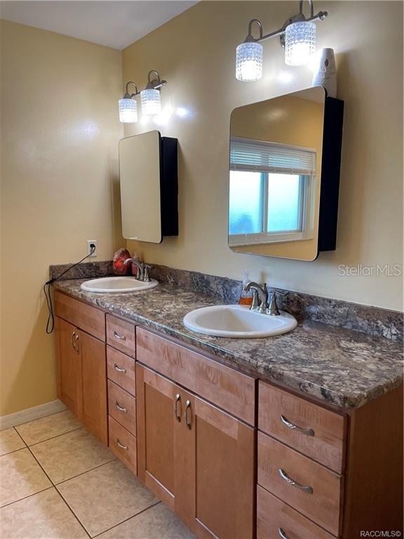 Image 31 of 70 For 7533 Applewood Drive