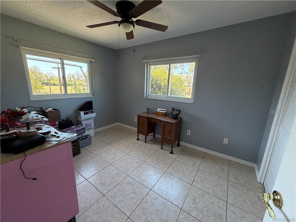 Image 41 of 70 For 7533 Applewood Drive