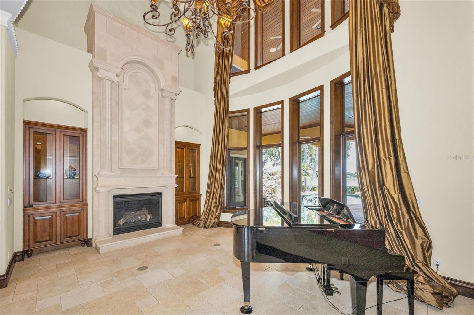 Image 11 of 100 For 10031 Milano Drive