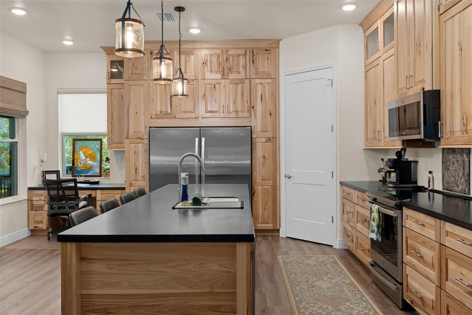 Image 17 of 91 For 6762 Richard Drive