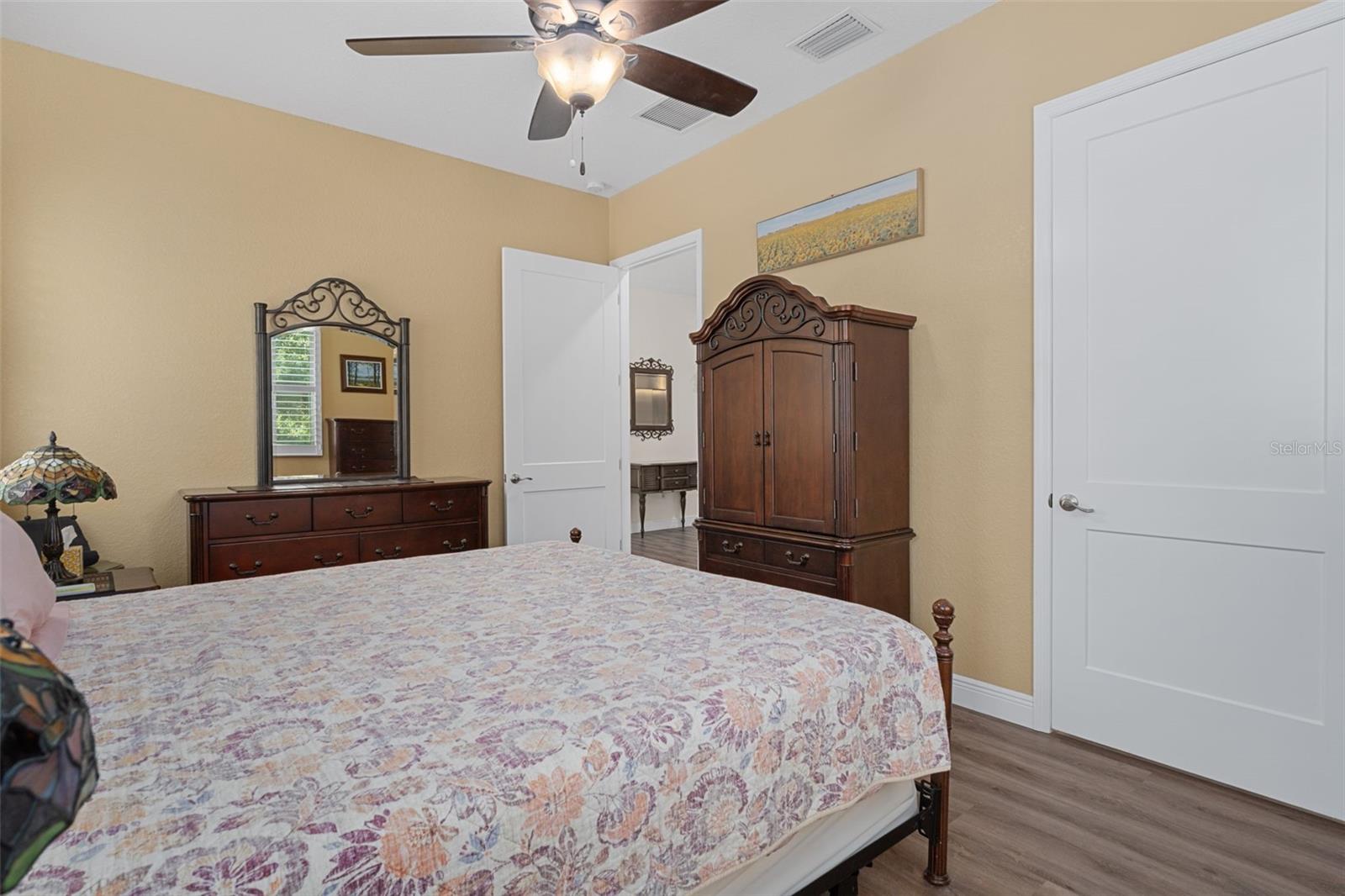 Image 30 of 91 For 6762 Richard Drive