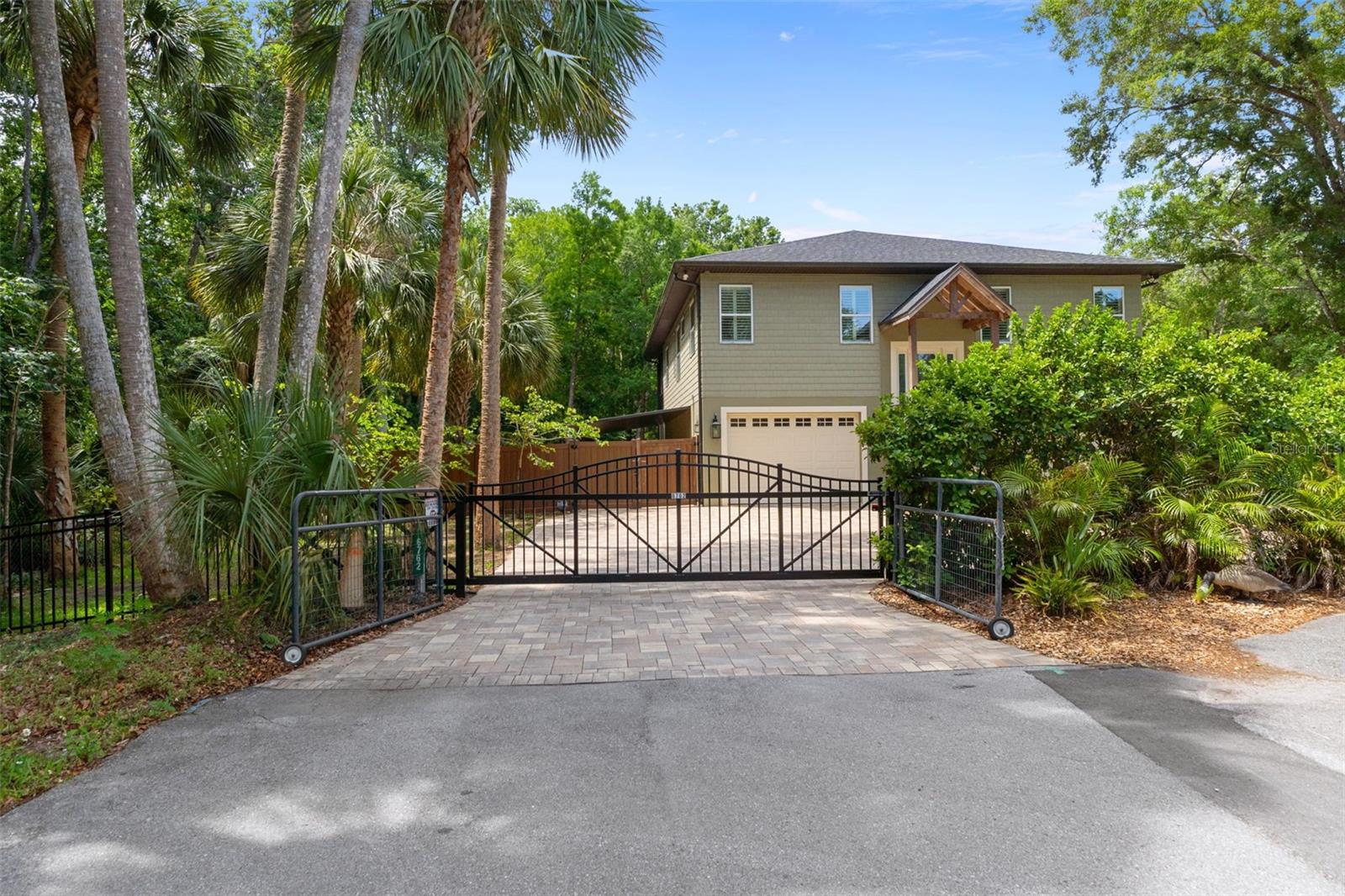 Image 4 of 91 For 6762 Richard Drive