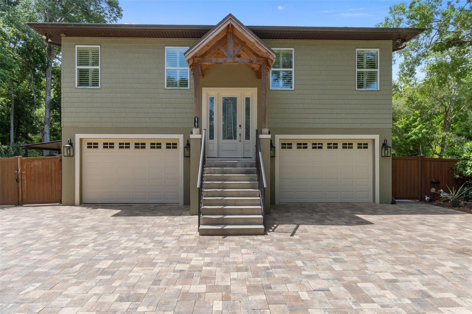 Image 5 of 91 For 6762 Richard Drive