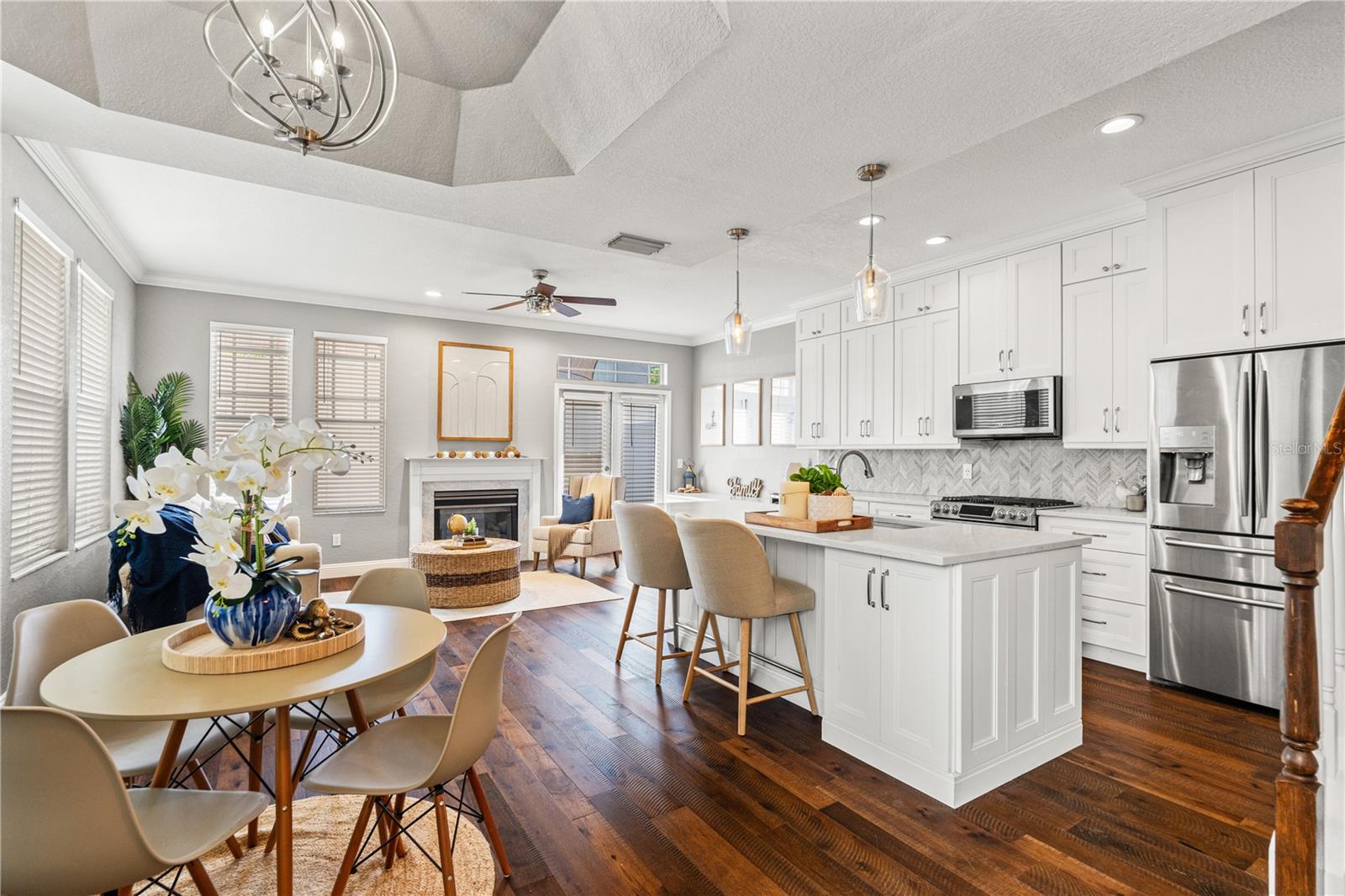 Image 11 of 54 For 2920 El Prado Boulevard 11
