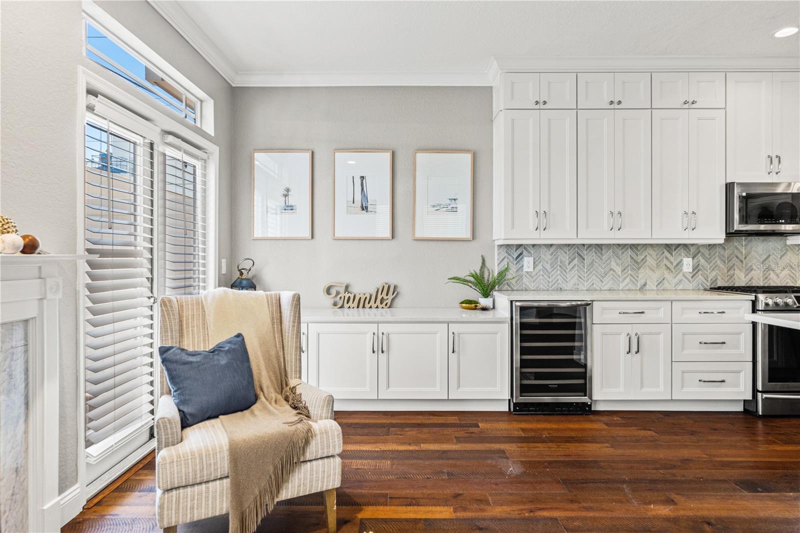 Image 16 of 54 For 2920 El Prado Boulevard 11