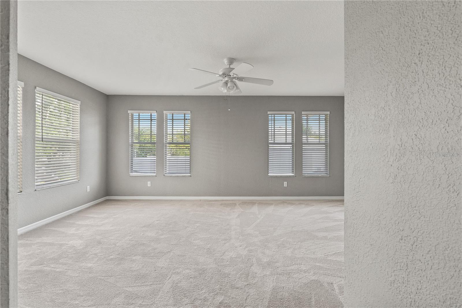 Image 29 of 54 For 2920 El Prado Boulevard 11
