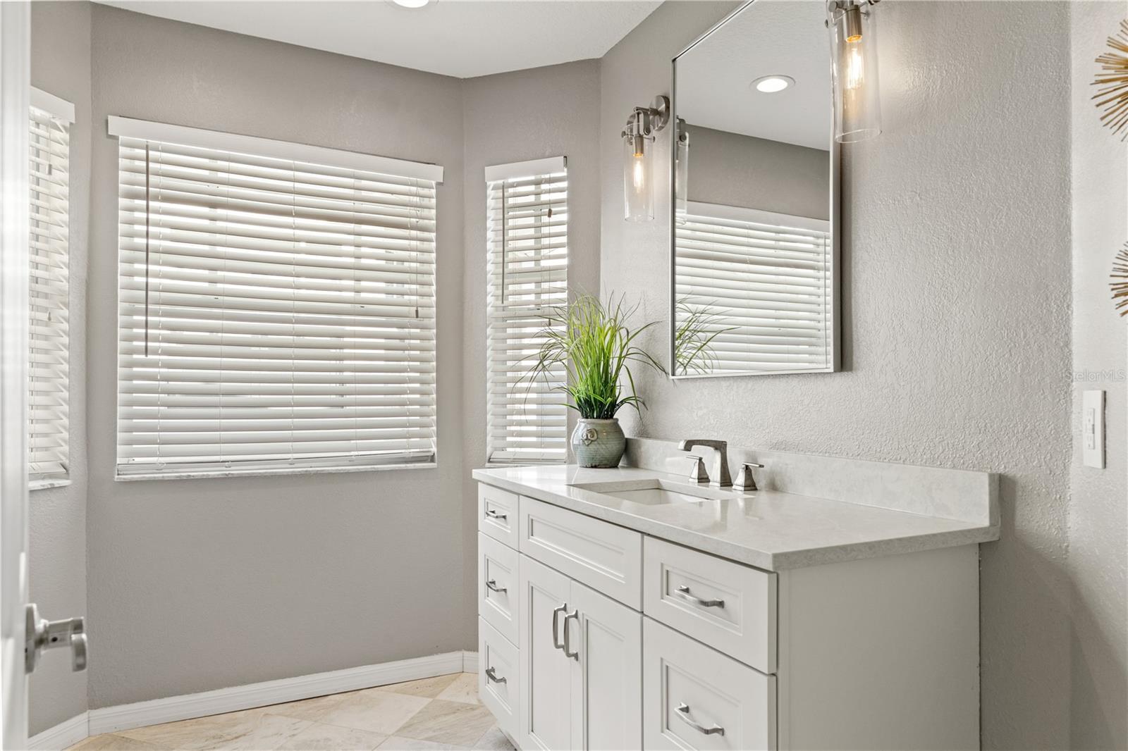 Image 32 of 54 For 2920 El Prado Boulevard 11