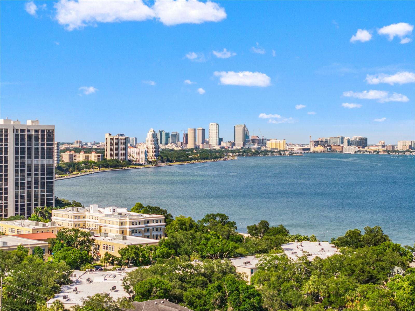 Image 4 of 54 For 2920 El Prado Boulevard 11