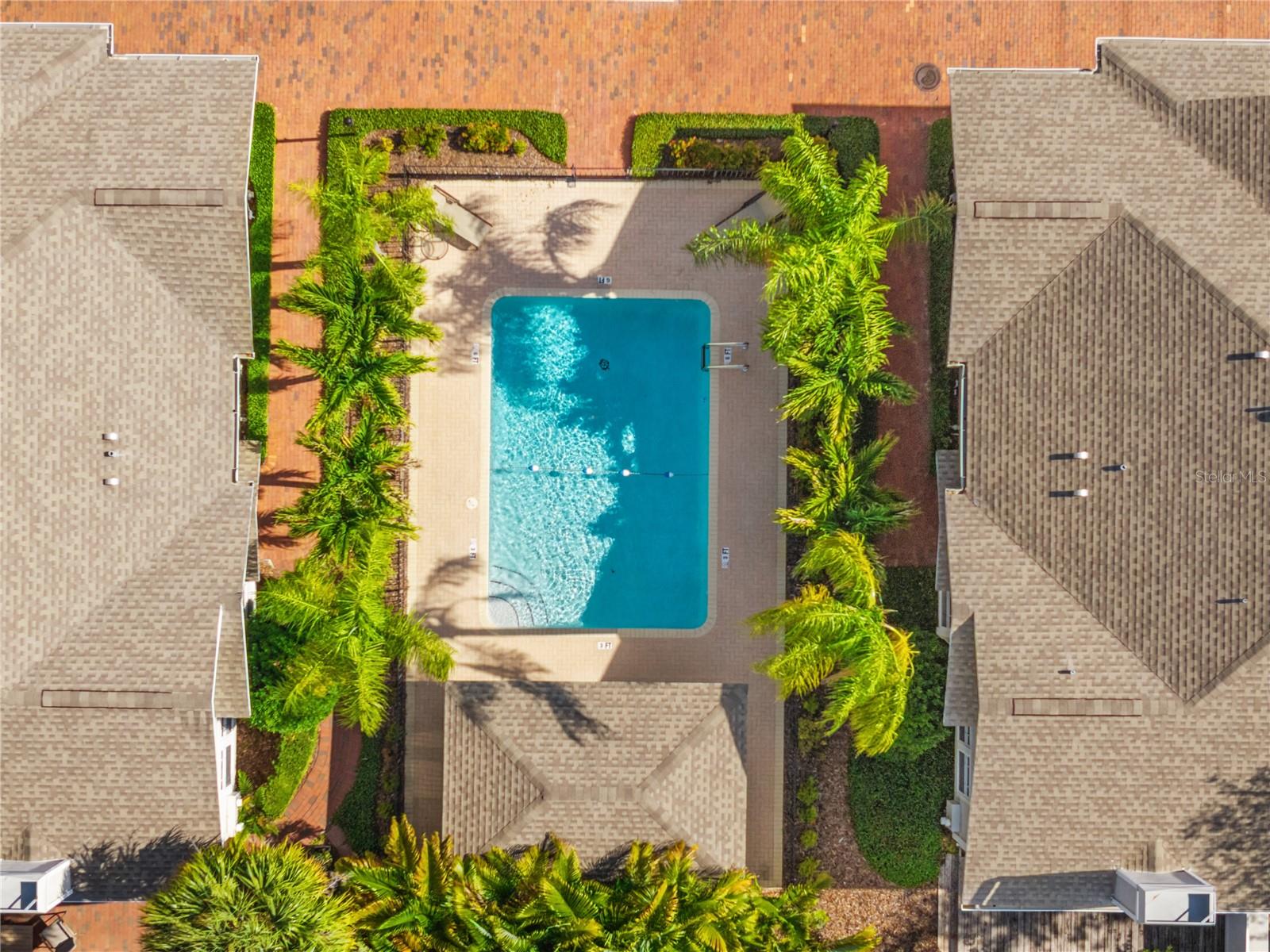 Image 6 of 54 For 2920 El Prado Boulevard 11