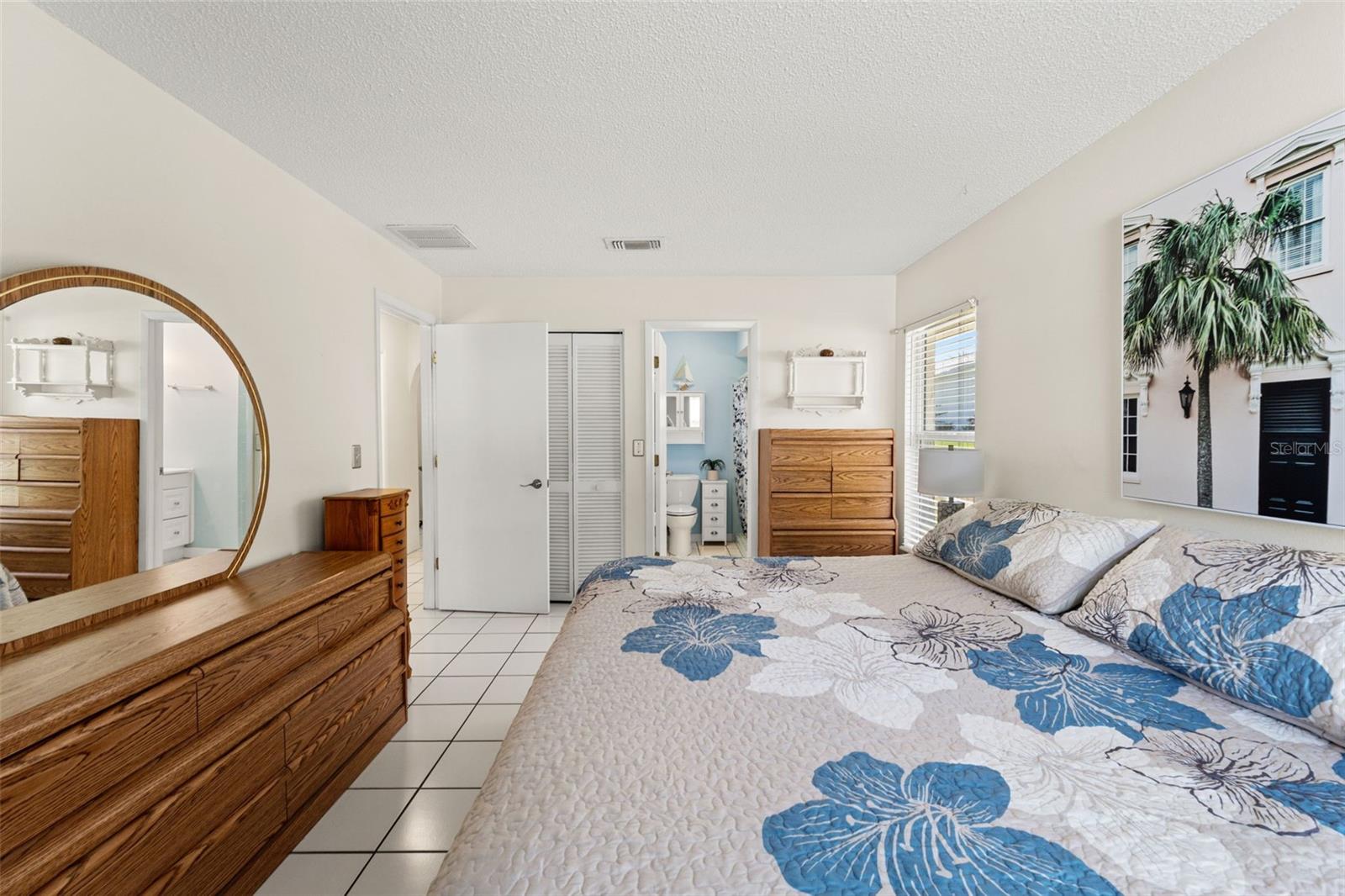 Image 12 of 38 For 10520 Springwood Drive