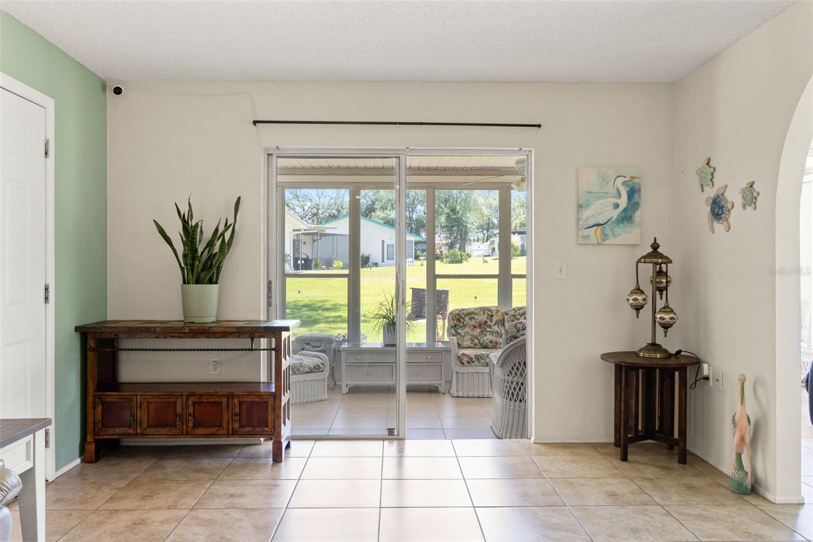 Image 26 of 38 For 10520 Springwood Drive