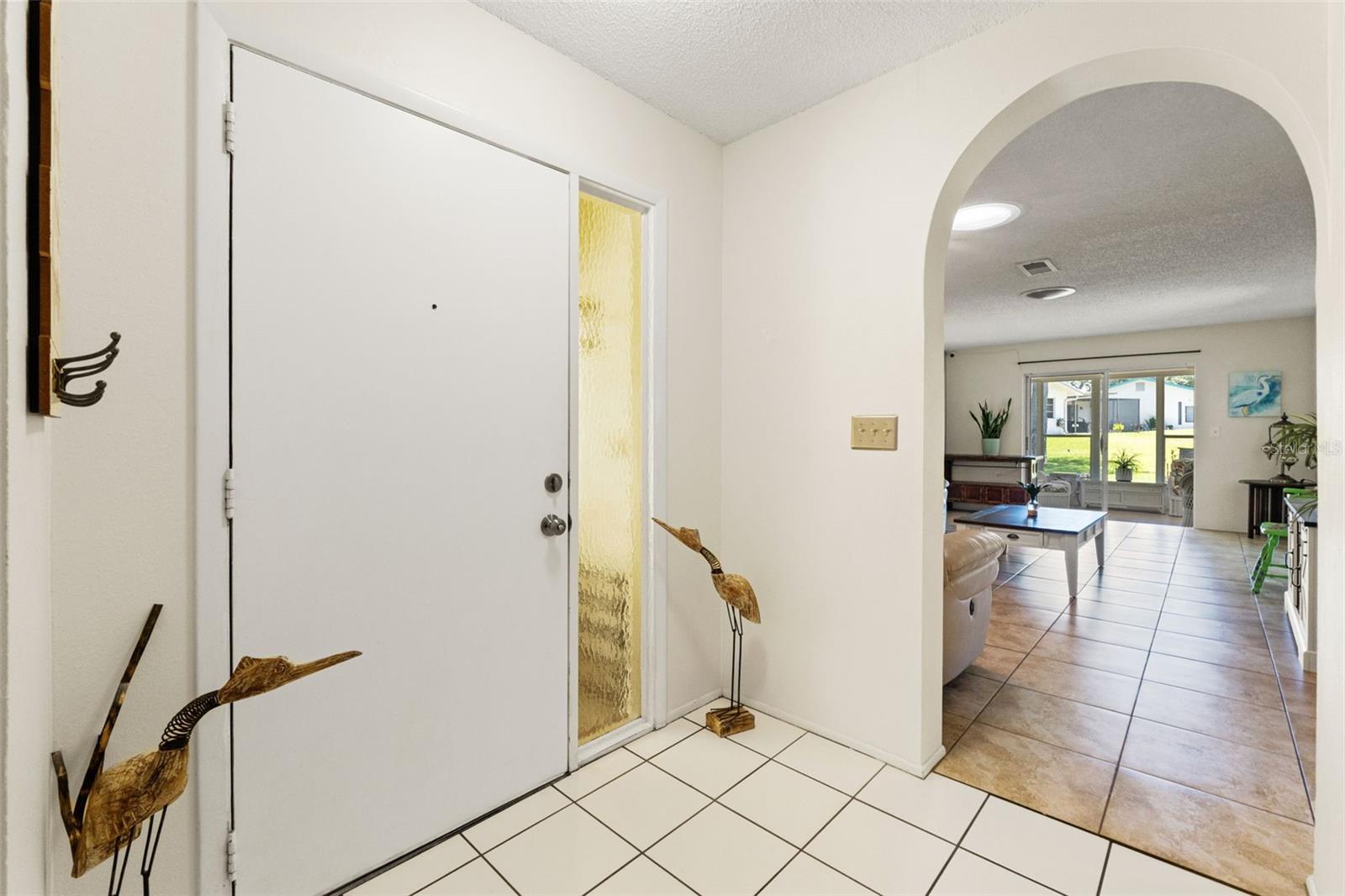Image 28 of 38 For 10520 Springwood Drive
