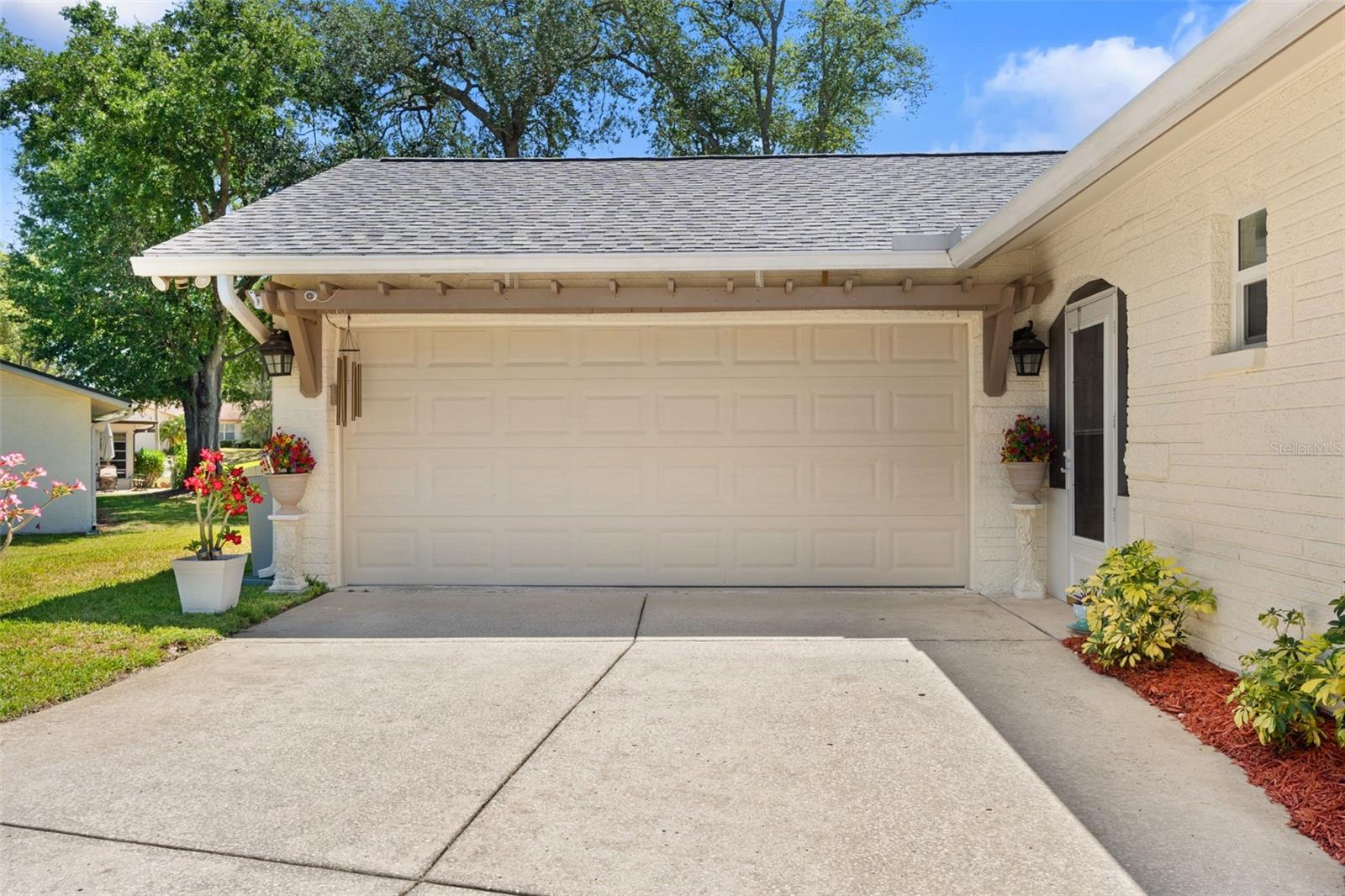 Image 31 of 38 For 10520 Springwood Drive