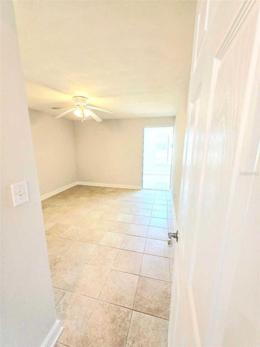 Image 14 of 29 For 4213 Hampton Drive 4213