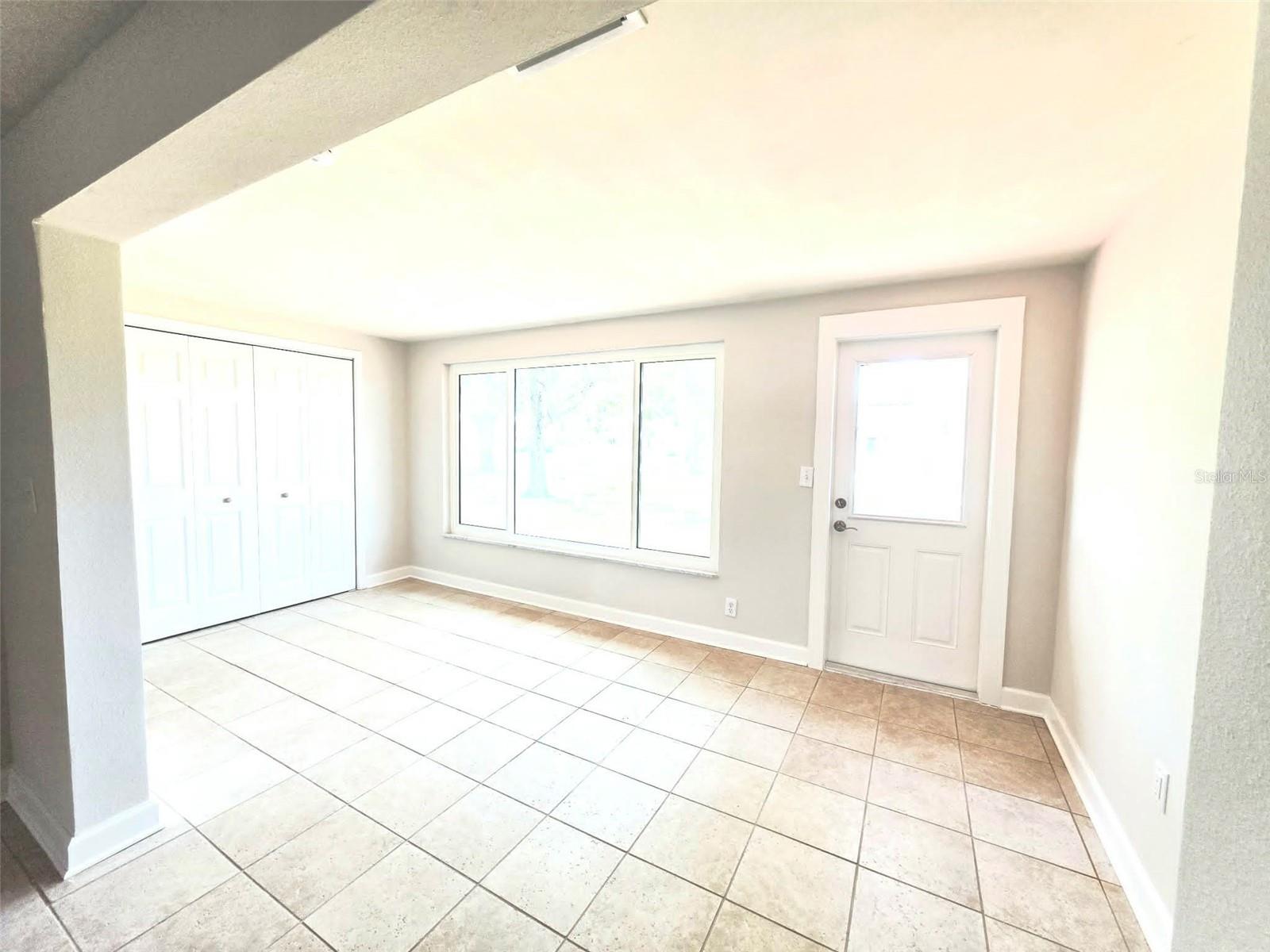 Image 15 of 29 For 4213 Hampton Drive 4213