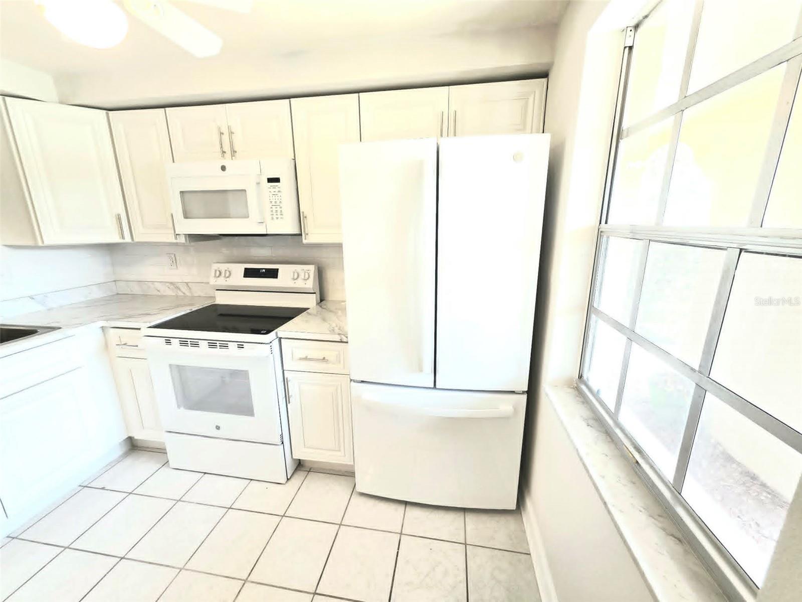 Image 3 of 29 For 4213 Hampton Drive 4213