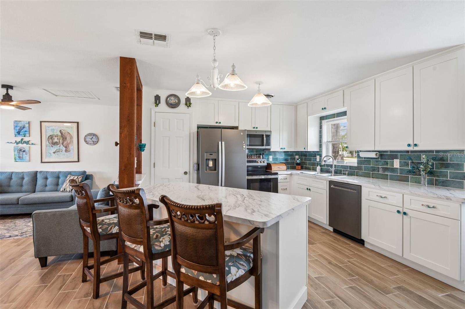 Image 10 of 57 For 8212 Hayward Lane