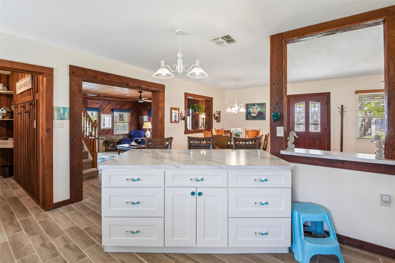 Image 12 of 57 For 8212 Hayward Lane
