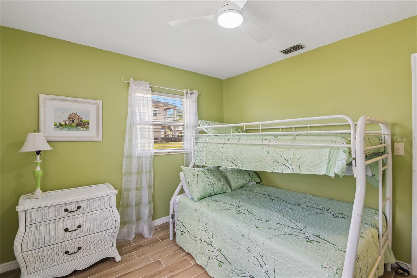 Image 19 of 57 For 8212 Hayward Lane