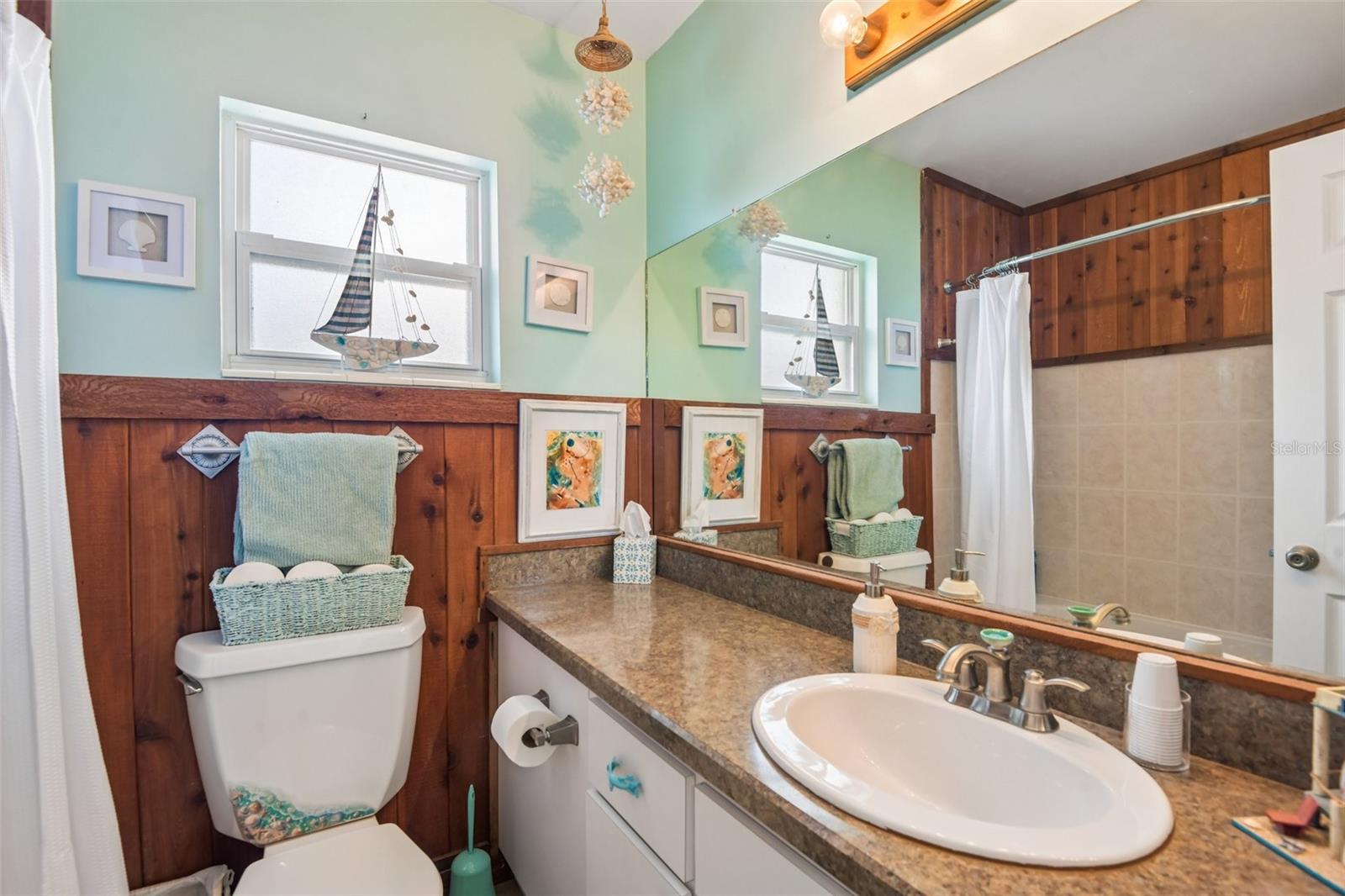 Image 21 of 57 For 8212 Hayward Lane