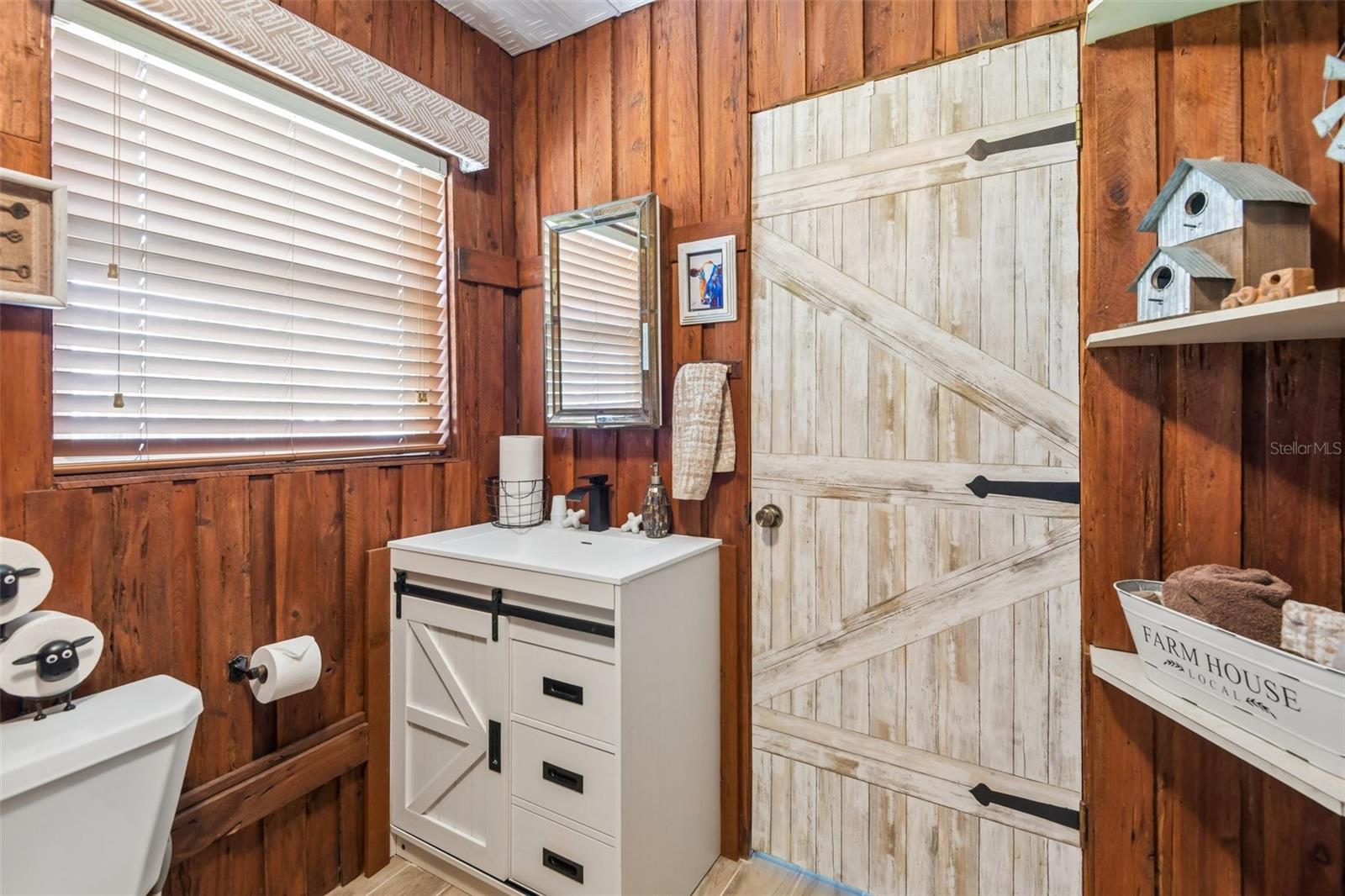 Image 22 of 57 For 8212 Hayward Lane