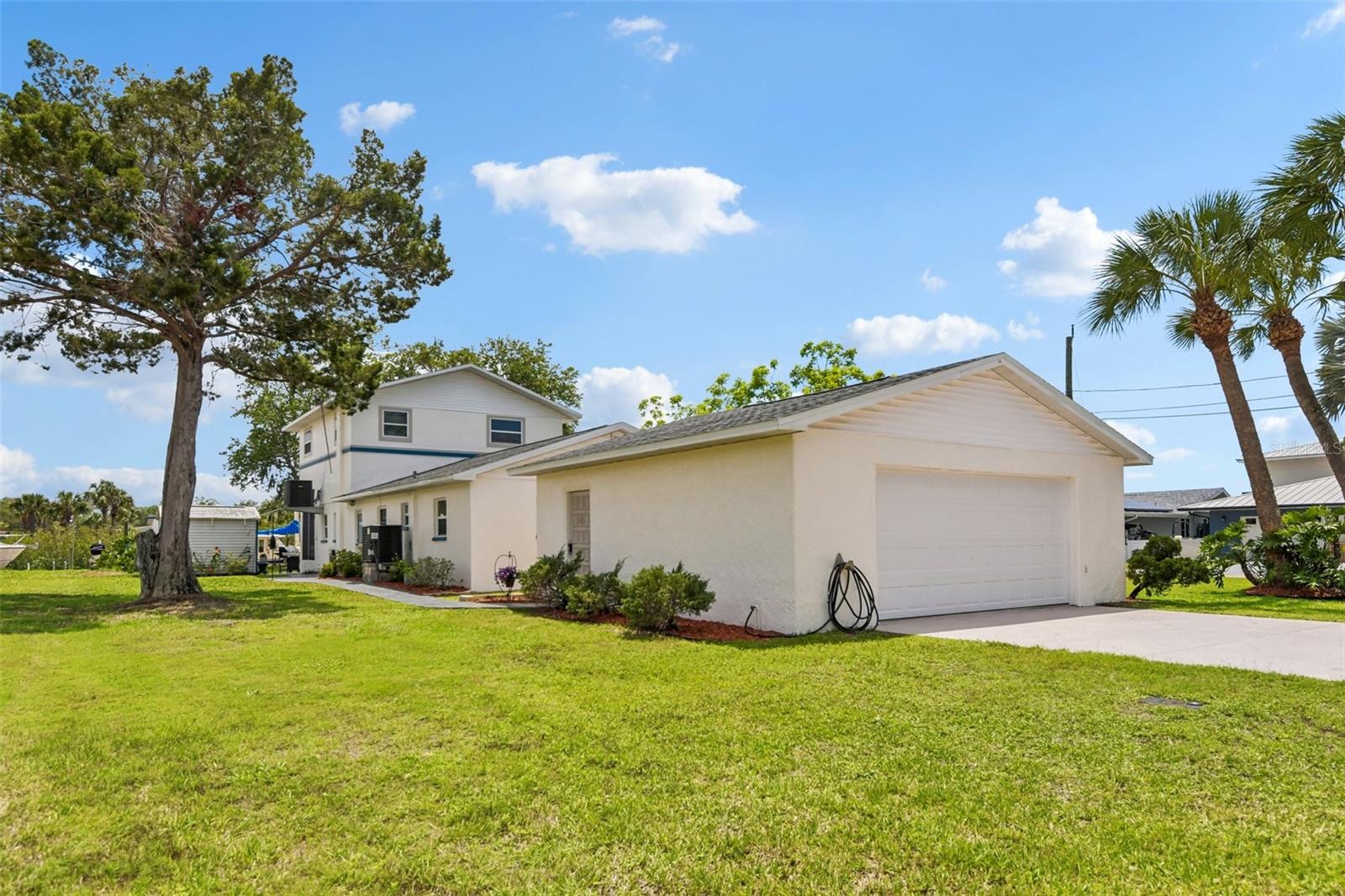 Image 41 of 57 For 8212 Hayward Lane
