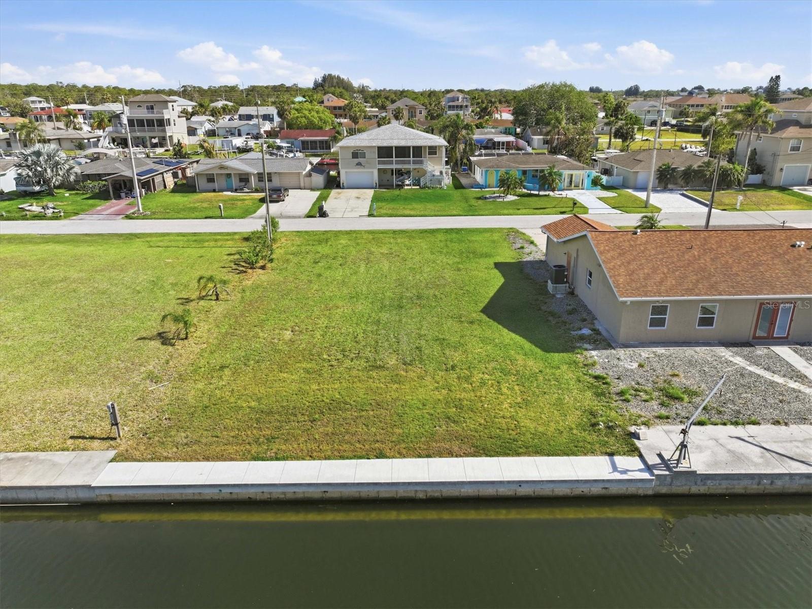 Image 2 of 11 For 7429 Hatteras Drive