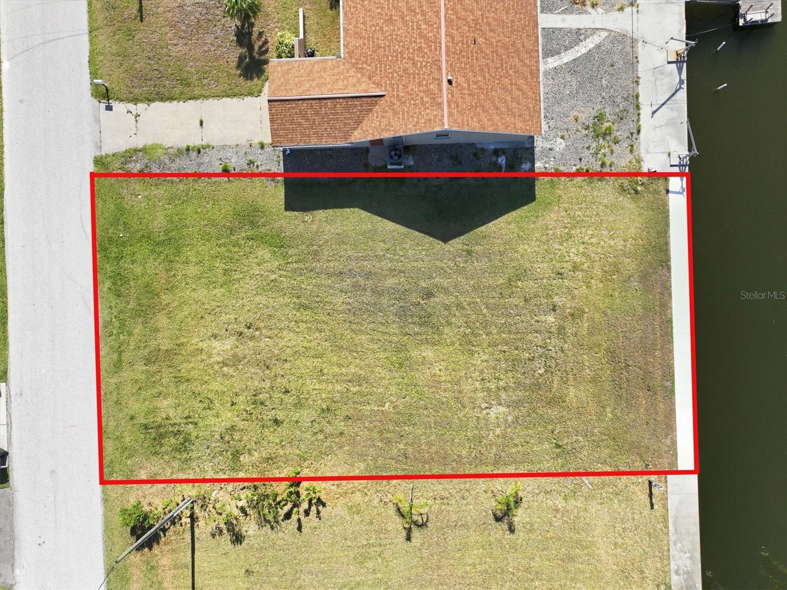 Image 5 of 11 For 7429 Hatteras Drive