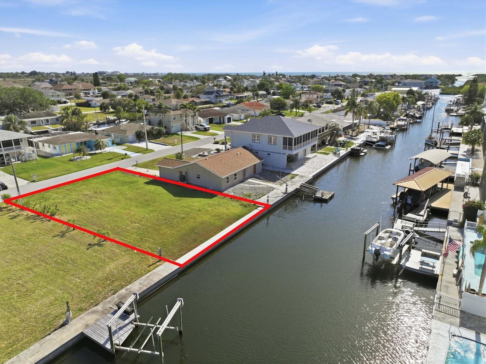 Image 7 of 11 For 7429 Hatteras Drive
