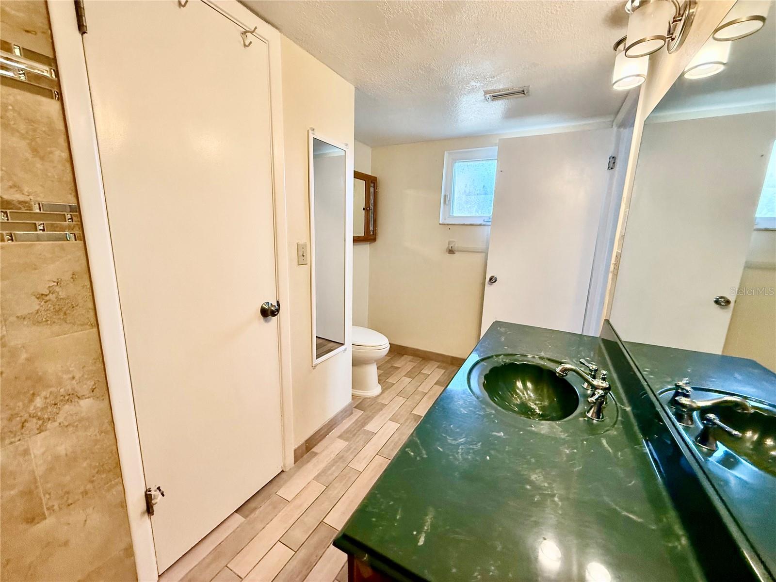Image 11 of 44 For 7607 Vienna Lane