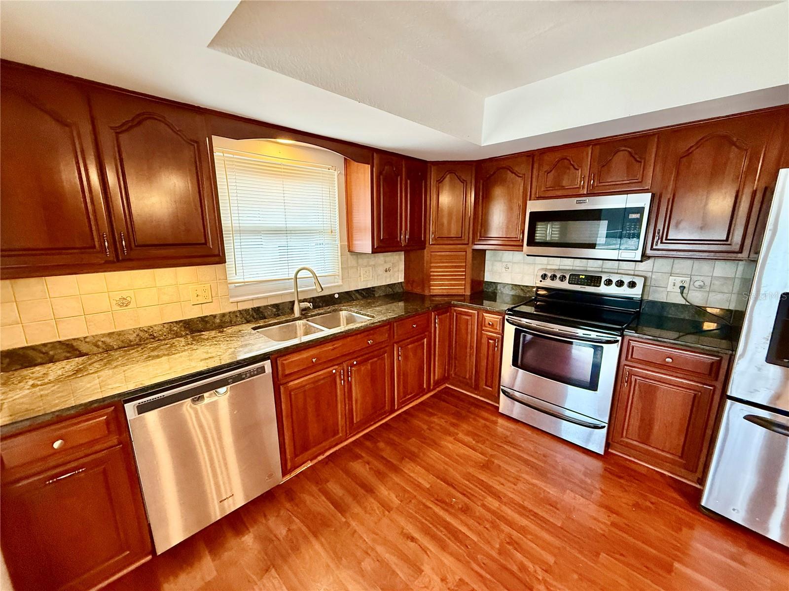 Image 15 of 44 For 7607 Vienna Lane