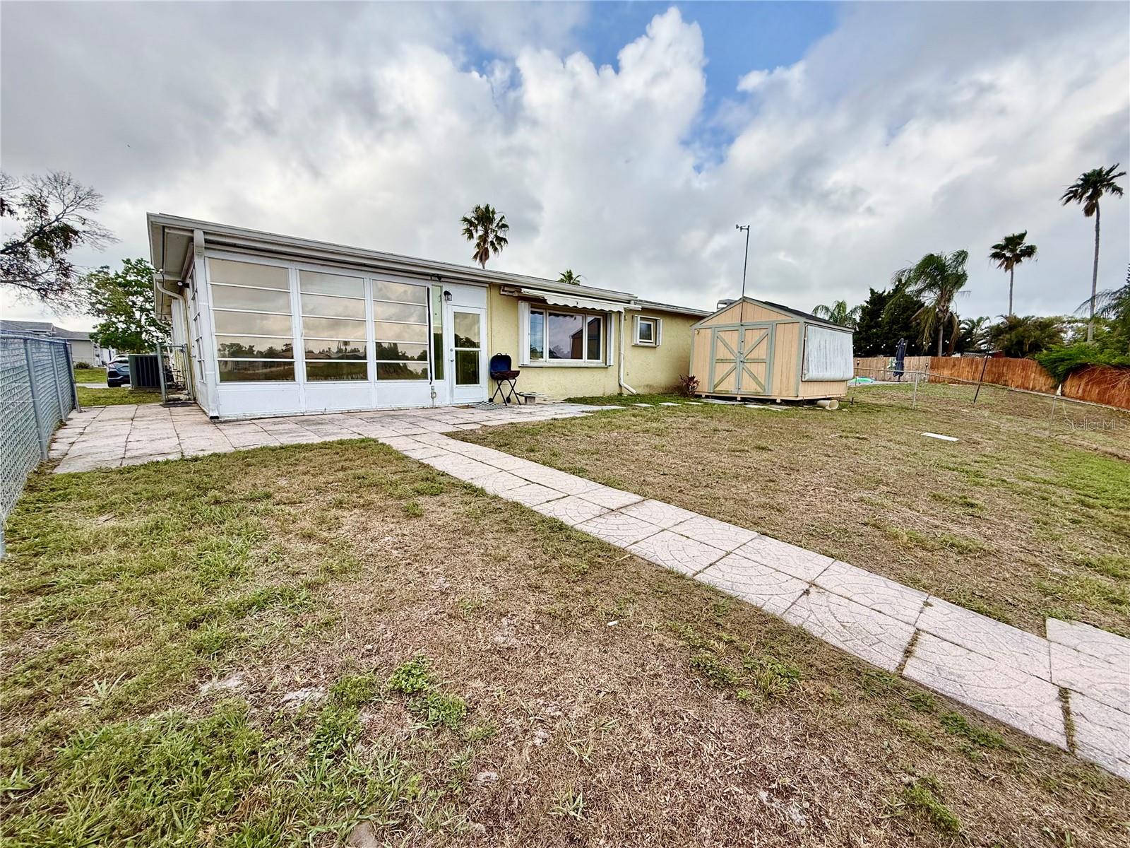 Image 38 of 44 For 7607 Vienna Lane