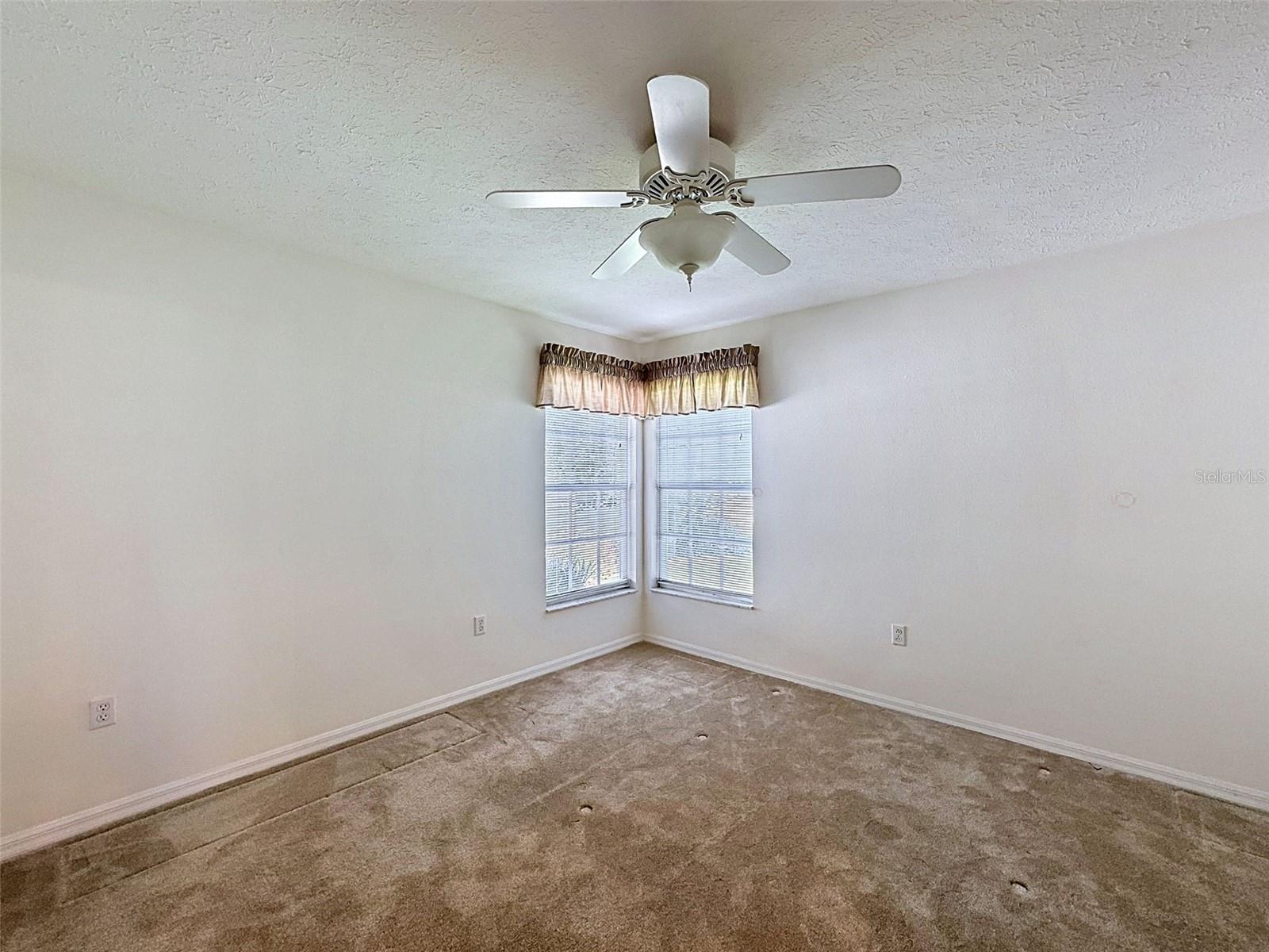 Image 24 of 48 For 7839 Roundelay Drive