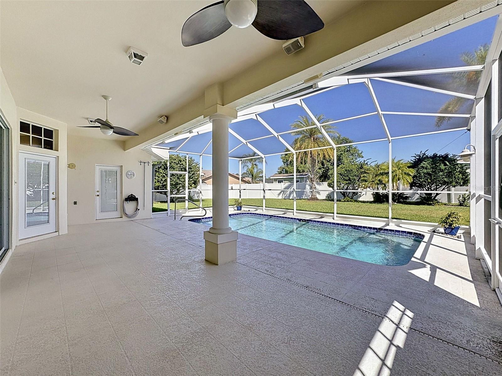 Image 31 of 48 For 7839 Roundelay Drive