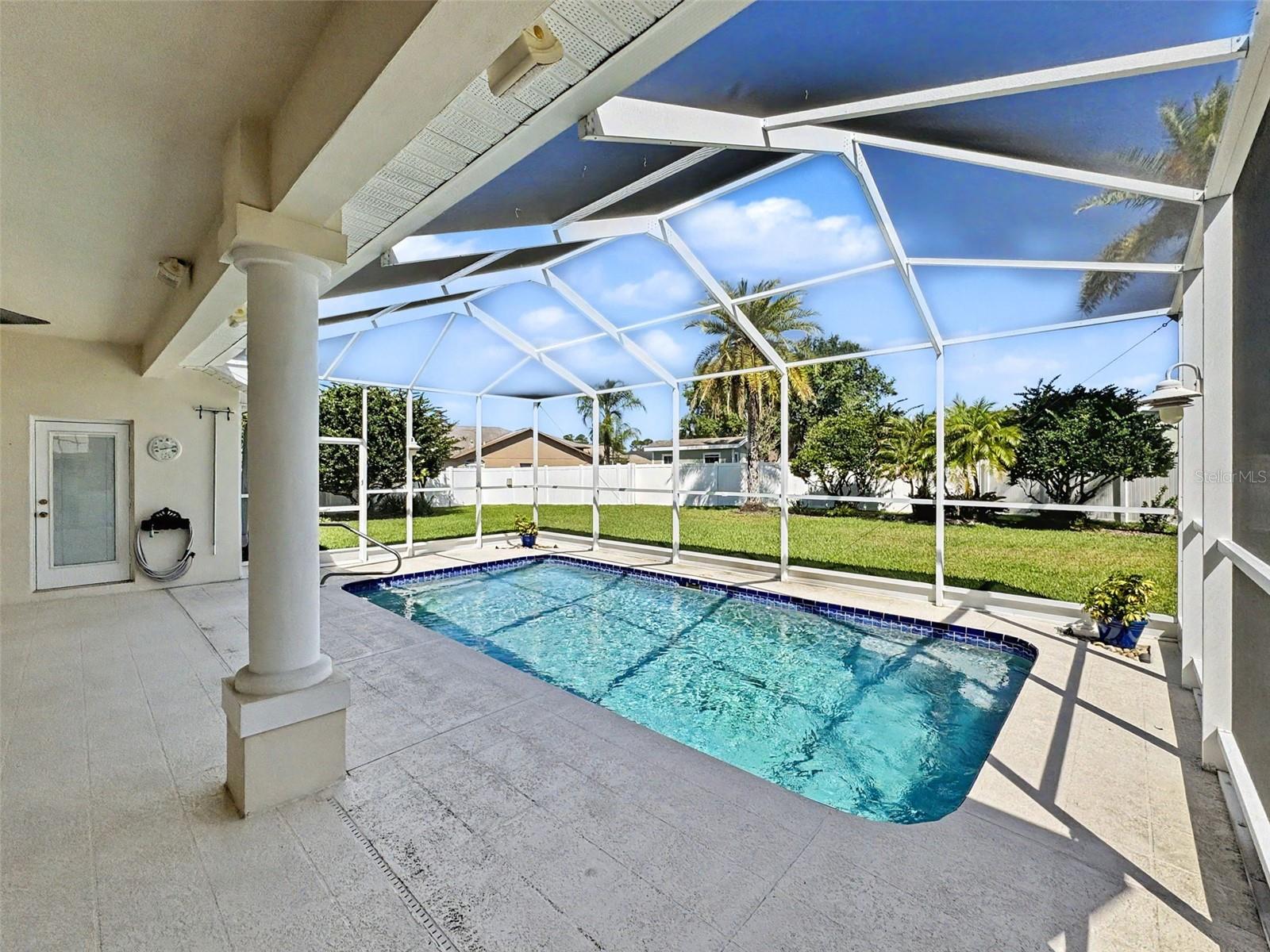 Image 35 of 48 For 7839 Roundelay Drive
