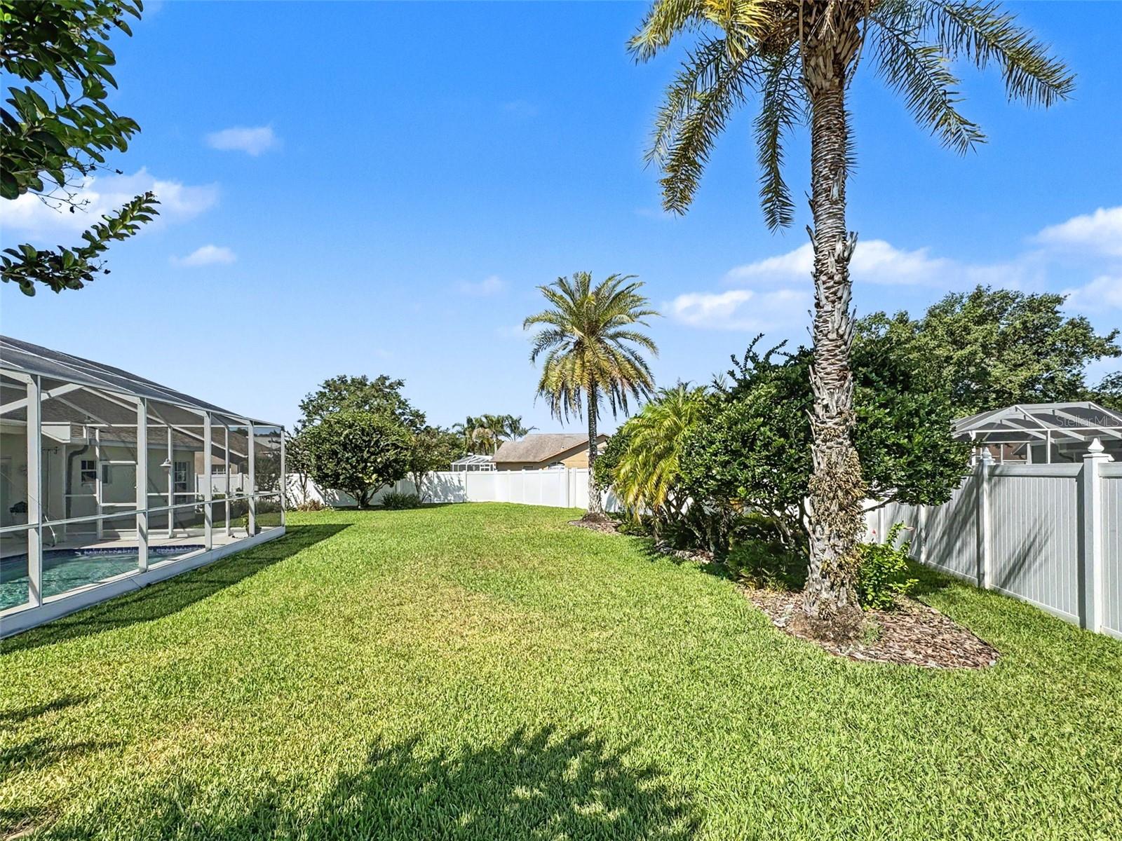 Image 41 of 48 For 7839 Roundelay Drive