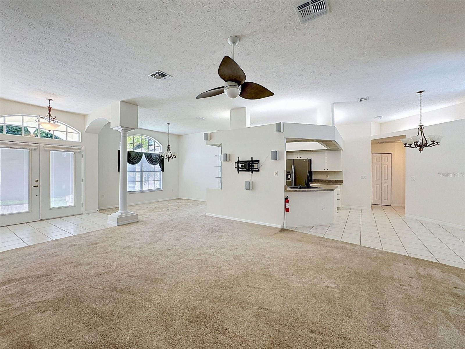 Image 9 of 48 For 7839 Roundelay Drive