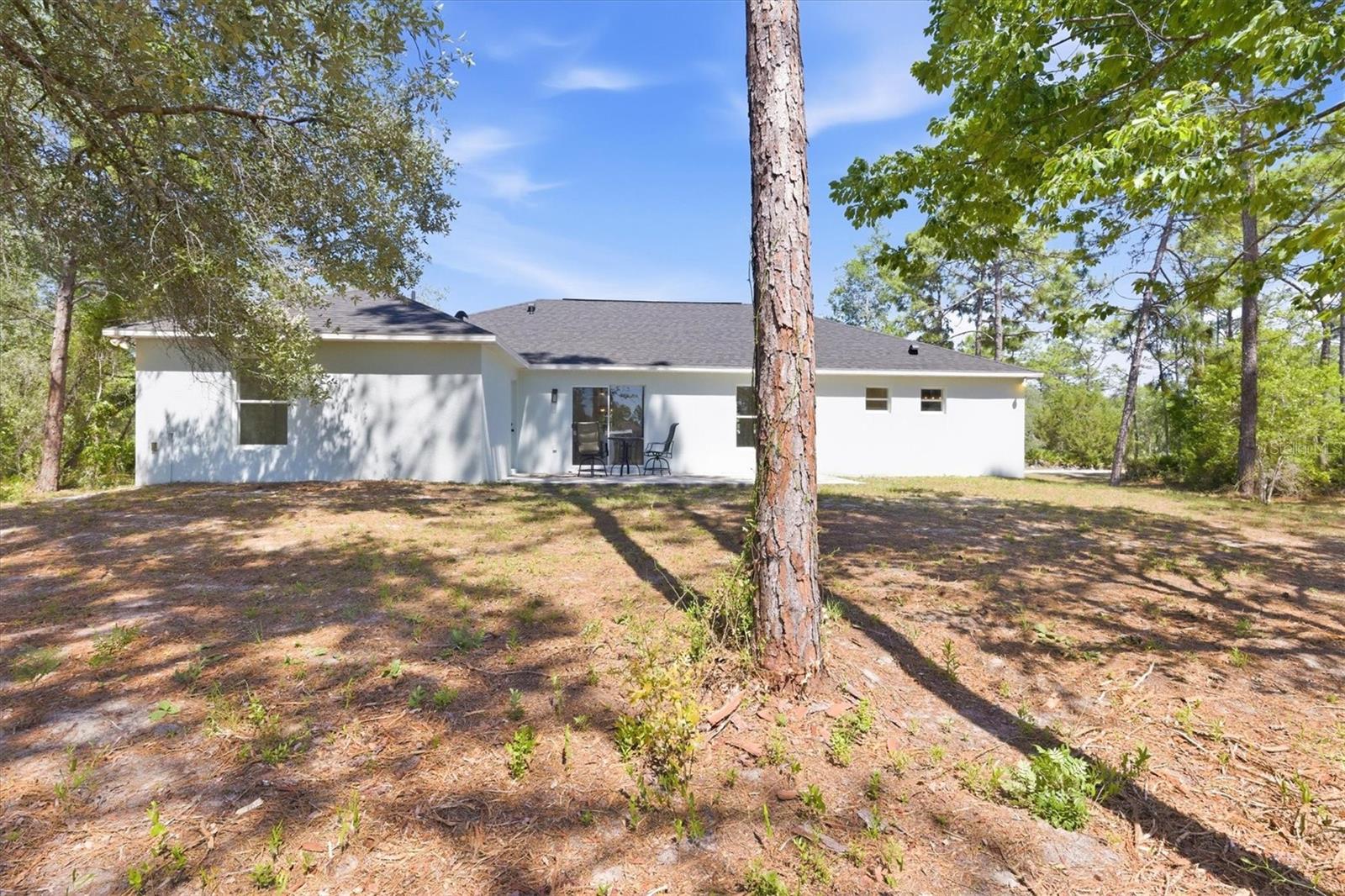 Image 43 of 52 For 18063 Parrot Road