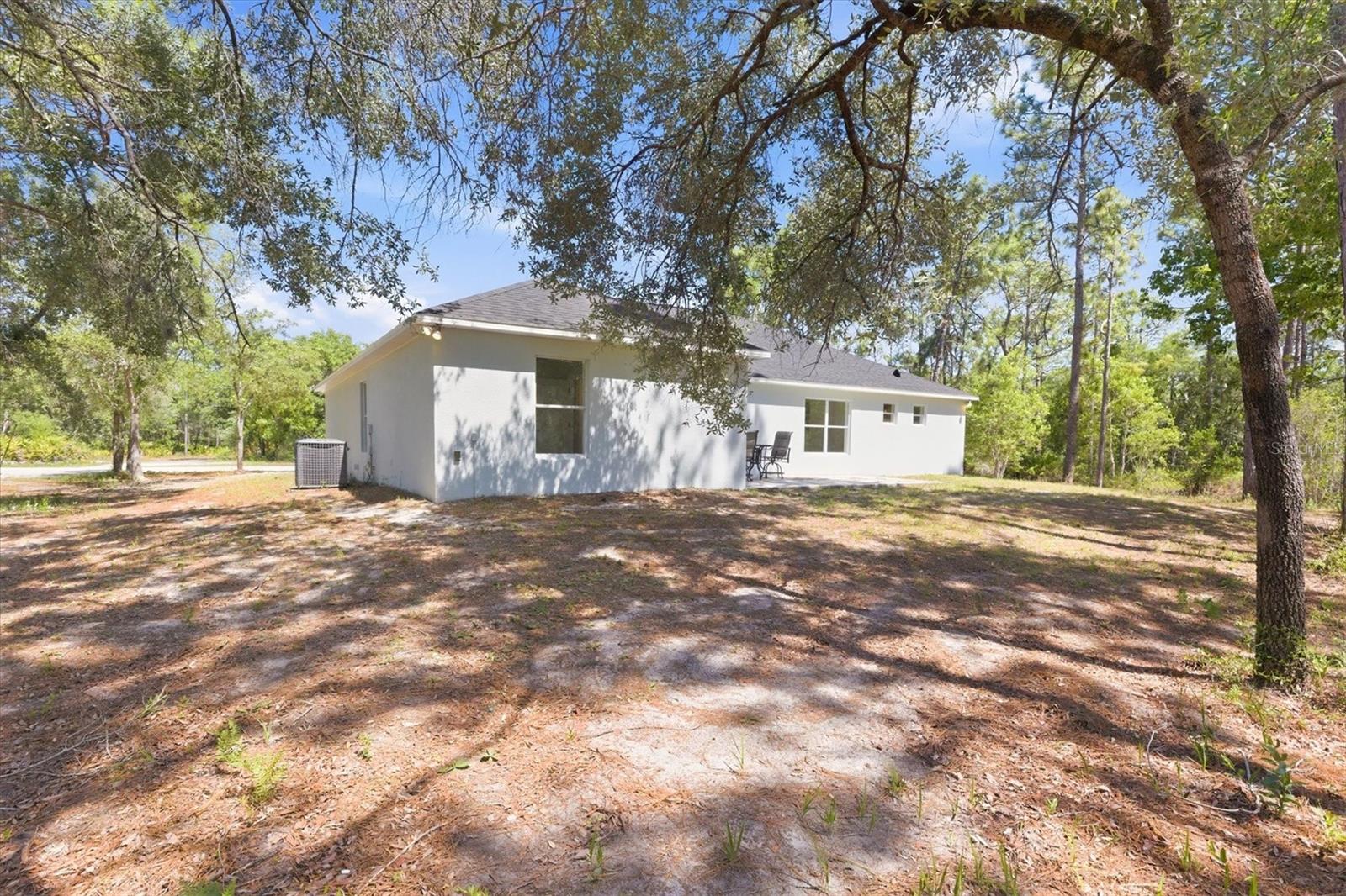 Image 44 of 52 For 18063 Parrot Road