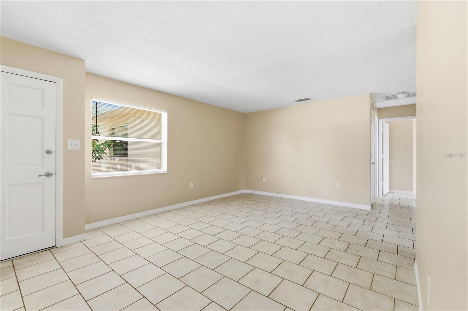 Image 7 of 53 For 3052 Park Lane B