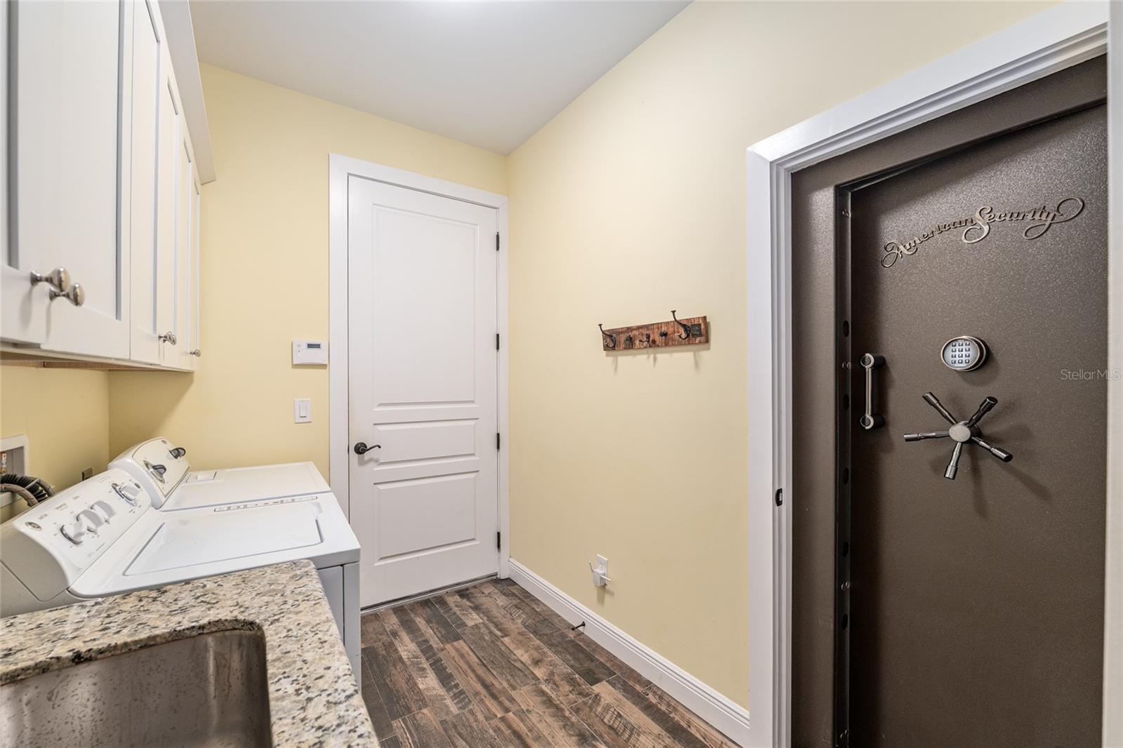 Image 31 of 56 For 5190 90th Avenue