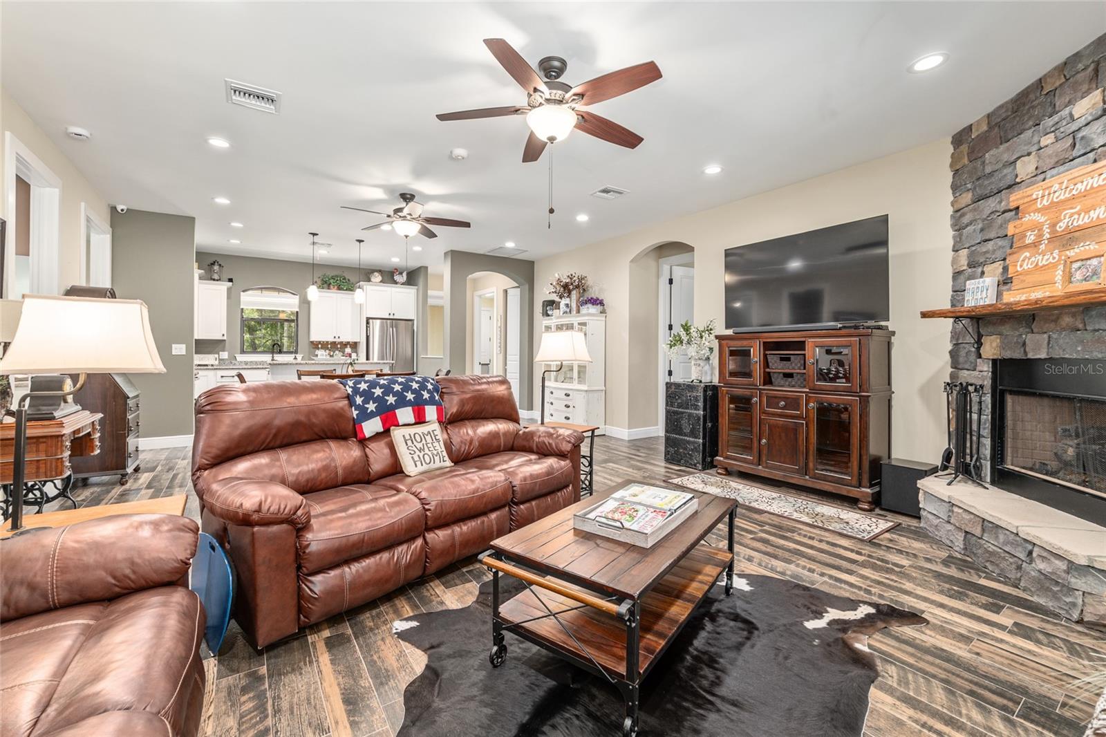 Image 9 of 56 For 5190 90th Avenue