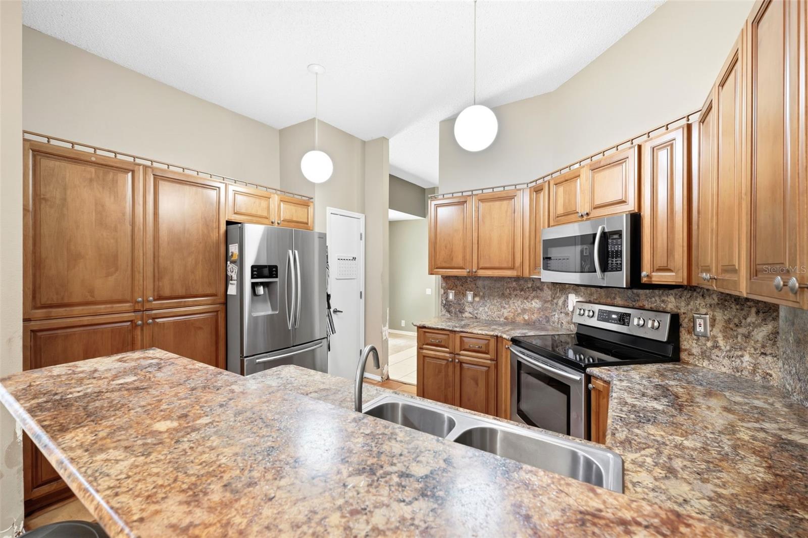 Image 13 of 62 For 12515 Canton Avenue