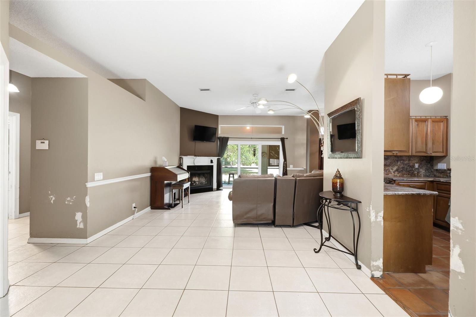 Image 7 of 62 For 12515 Canton Avenue