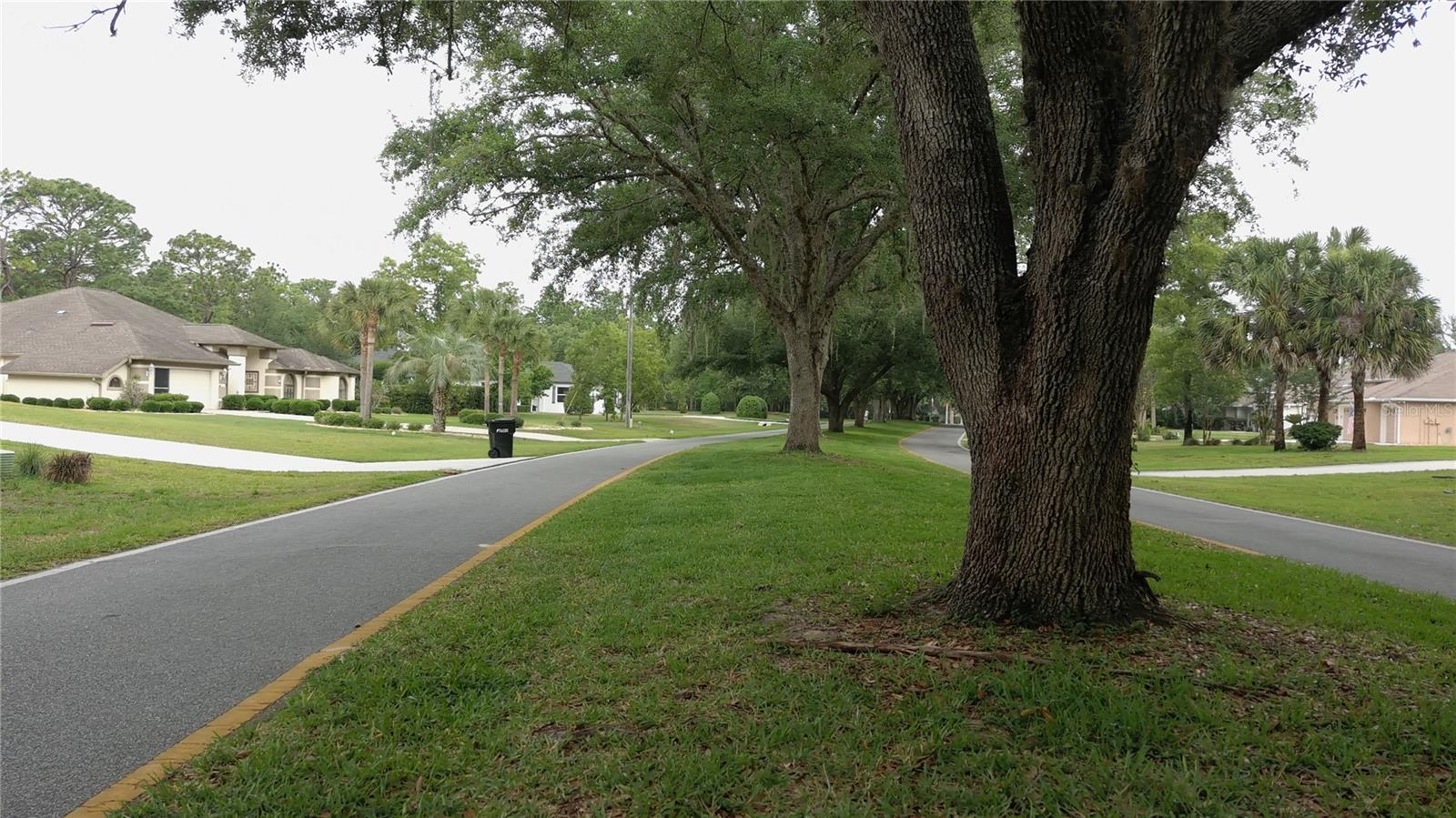 Image 14 of 16 For 116 Oak Village Boulevard